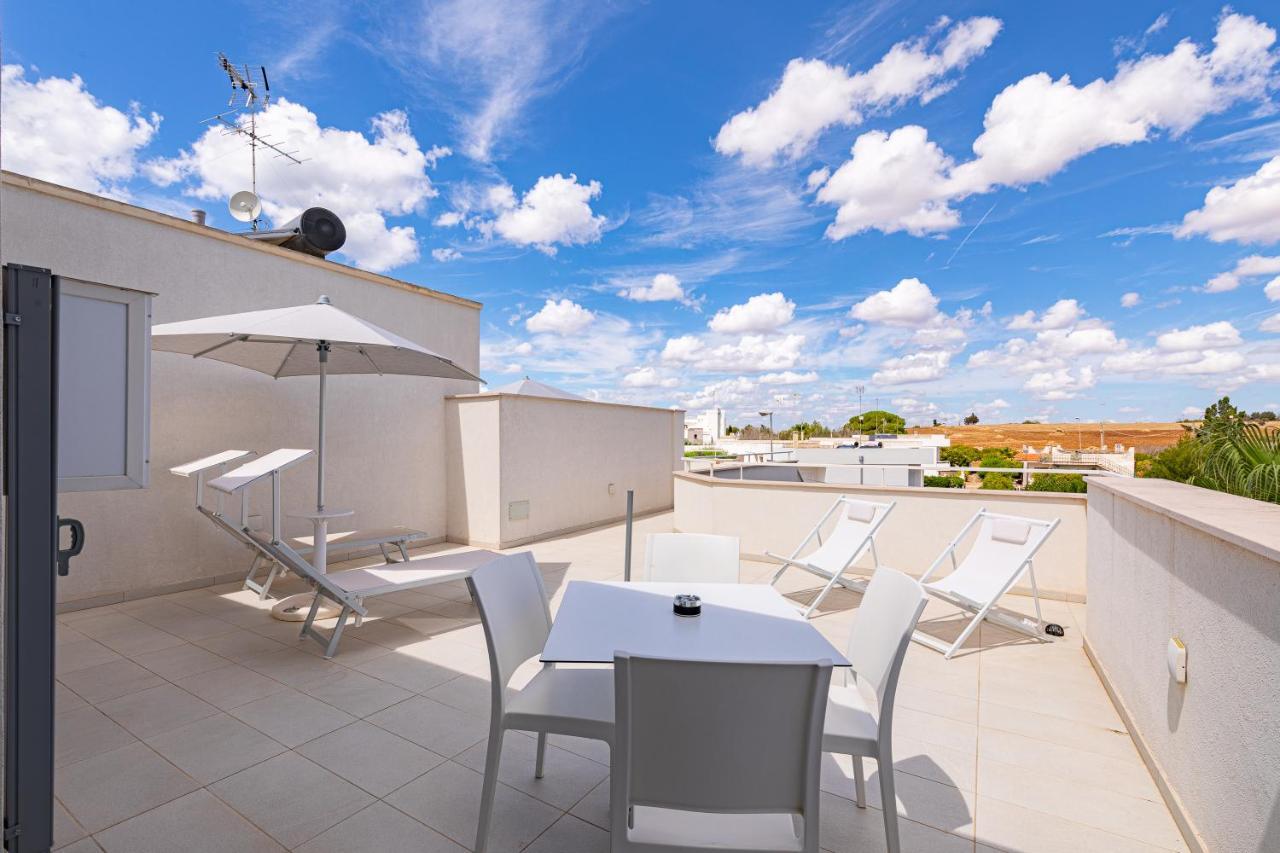 Peninsula Apartments Porto Cesareo Eksteriør billede